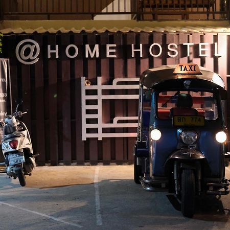 @Home Hostel Wua Lai Chiang Mai Buitenkant foto
