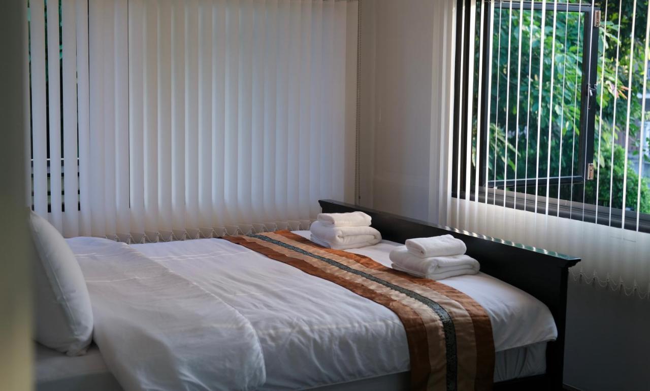 @Home Hostel Wua Lai Chiang Mai Buitenkant foto