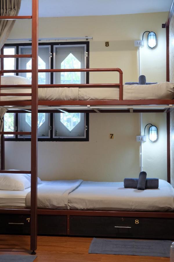 @Home Hostel Wua Lai Chiang Mai Buitenkant foto